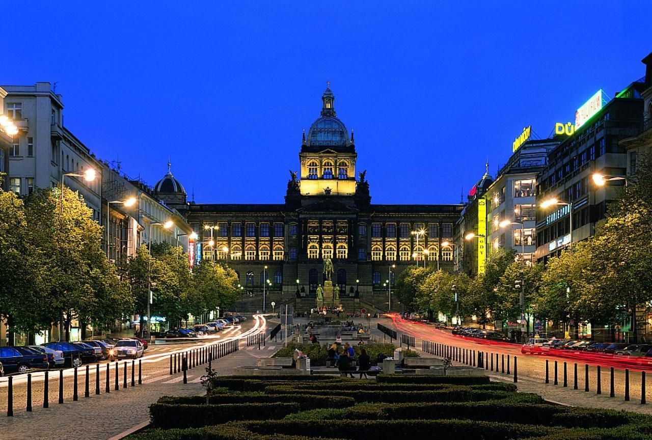 Helen Homestay Vaclavske Namesti Praga Exterior foto